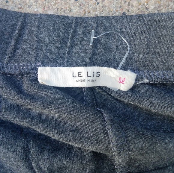 LeLis Floral Skirt- 2X - Picture 2 of 3